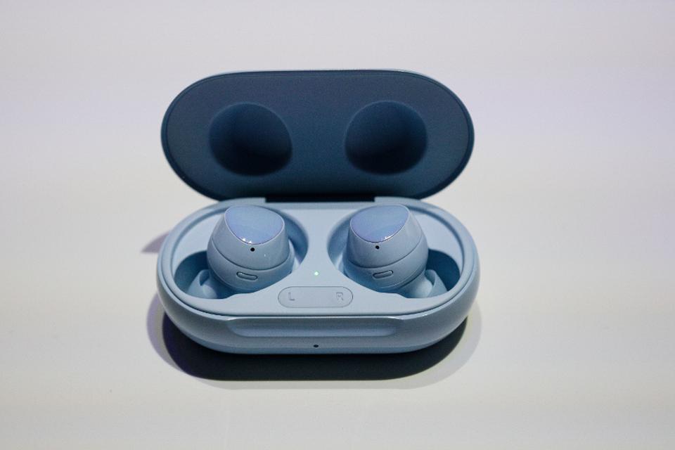 天辰注册三星Galaxy Buds+ airpods的功能突然就没有了